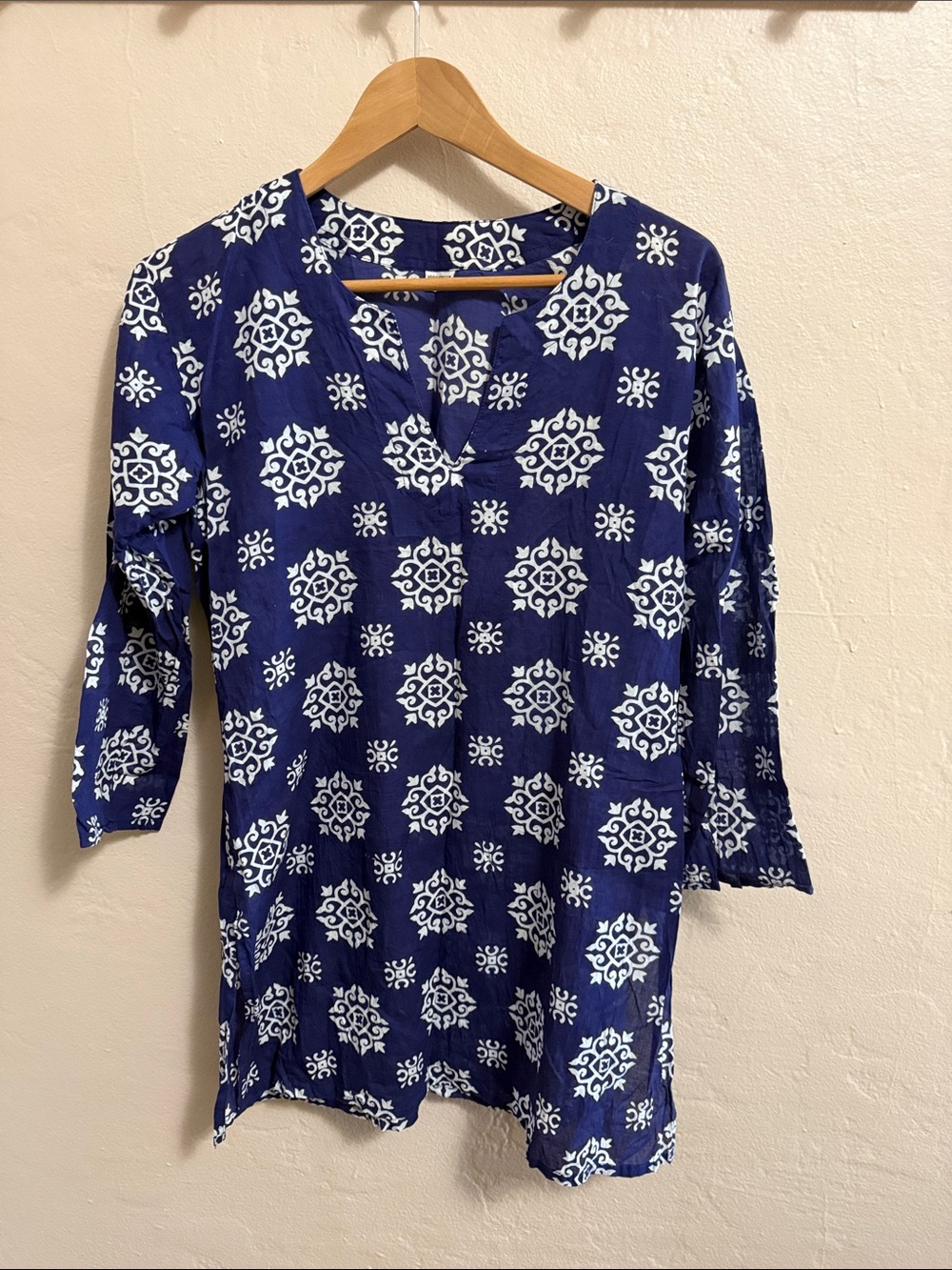 Relaxed Navy Blue Printed Split-Neck Tunic